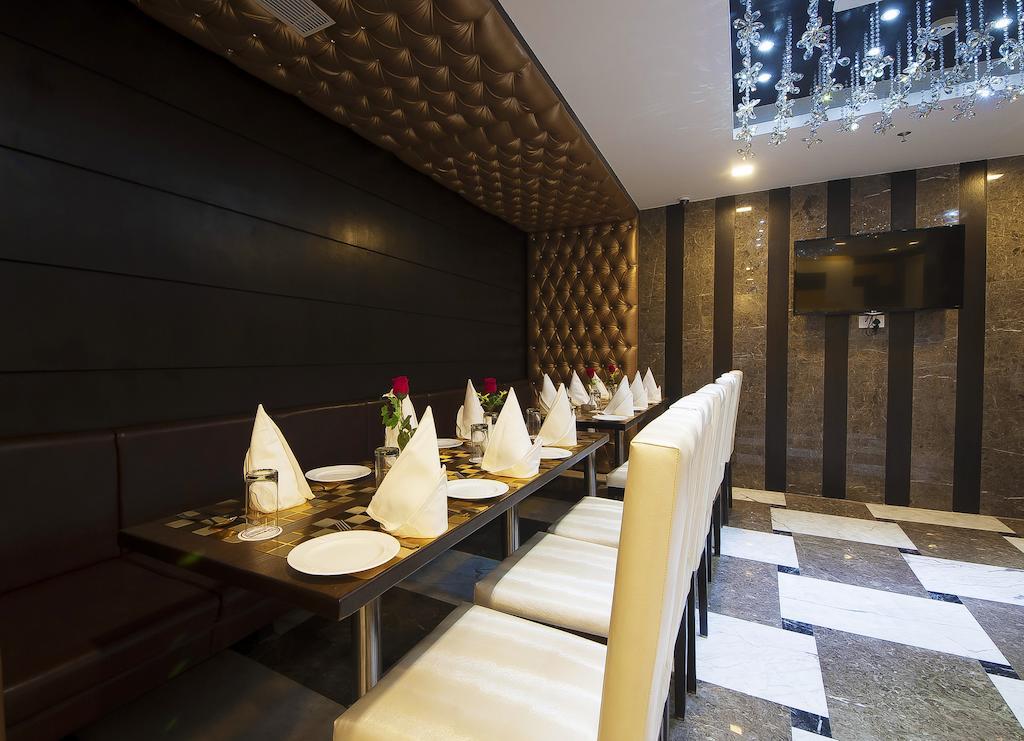 Hotel Taj Princess - Boutique Hotel Делі Екстер'єр фото