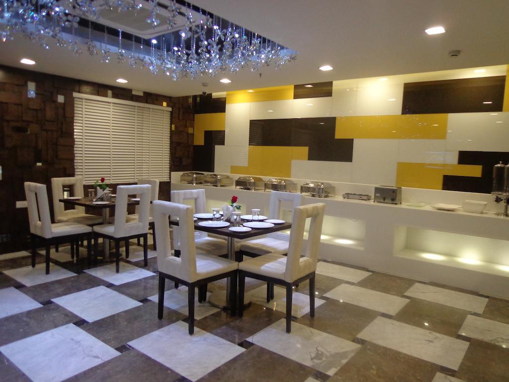 Hotel Taj Princess - Boutique Hotel Делі Екстер'єр фото