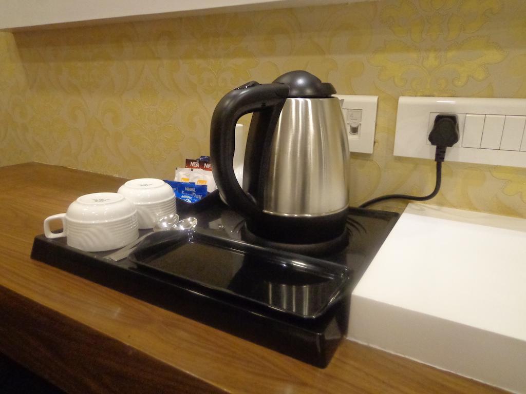 Hotel Taj Princess - Boutique Hotel Делі Номер фото