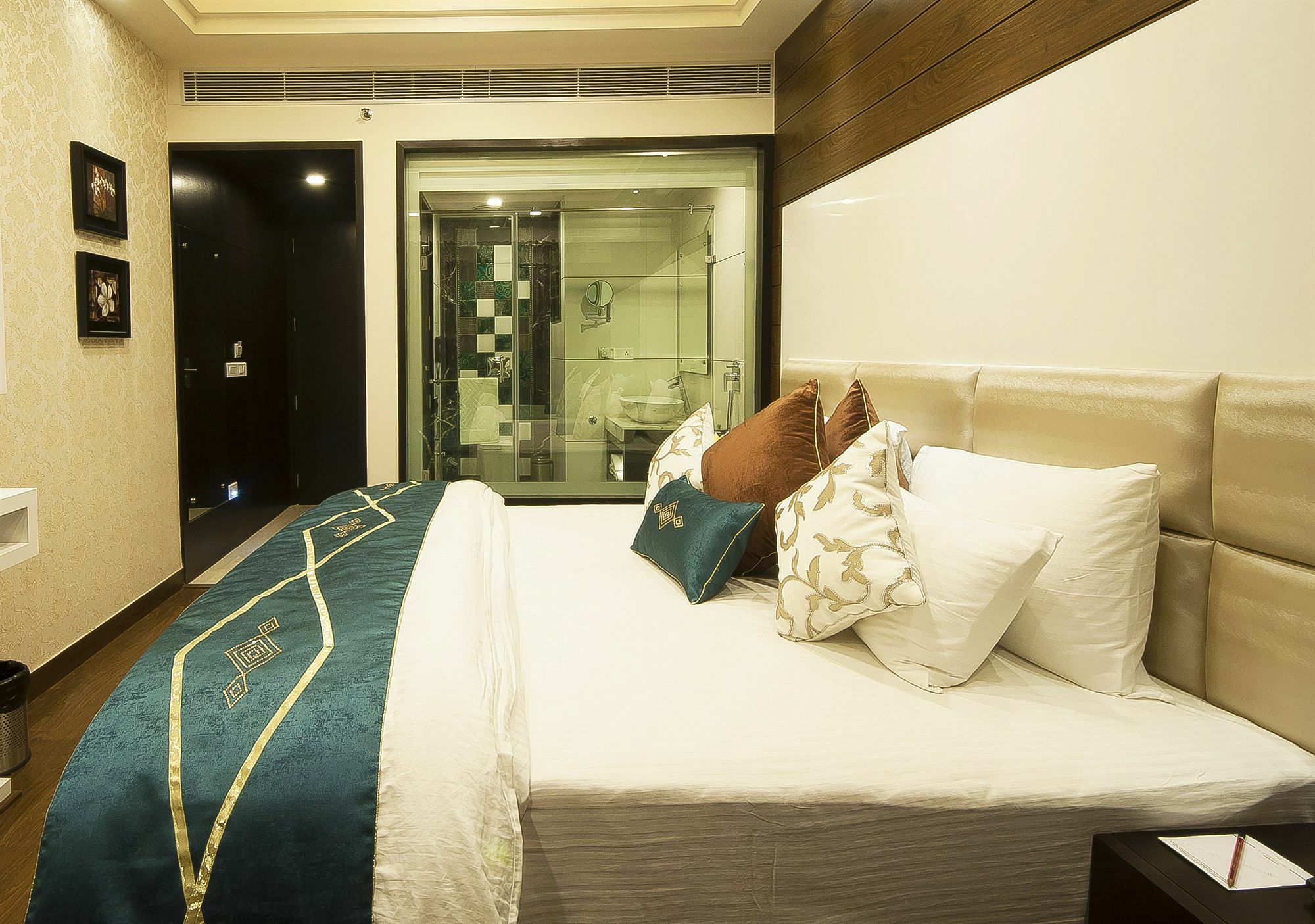 Hotel Taj Princess - Boutique Hotel Делі Екстер'єр фото