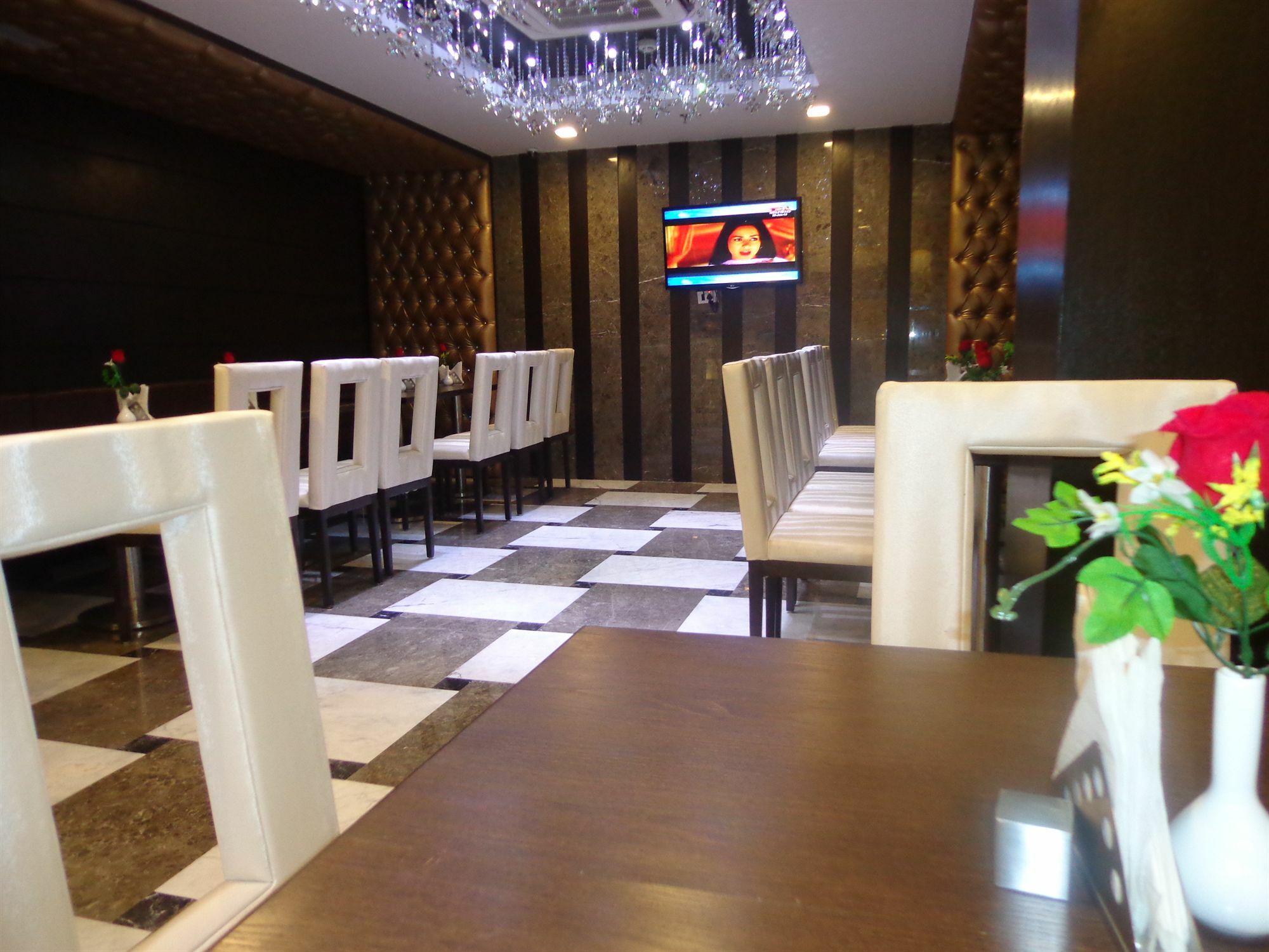 Hotel Taj Princess - Boutique Hotel Делі Екстер'єр фото