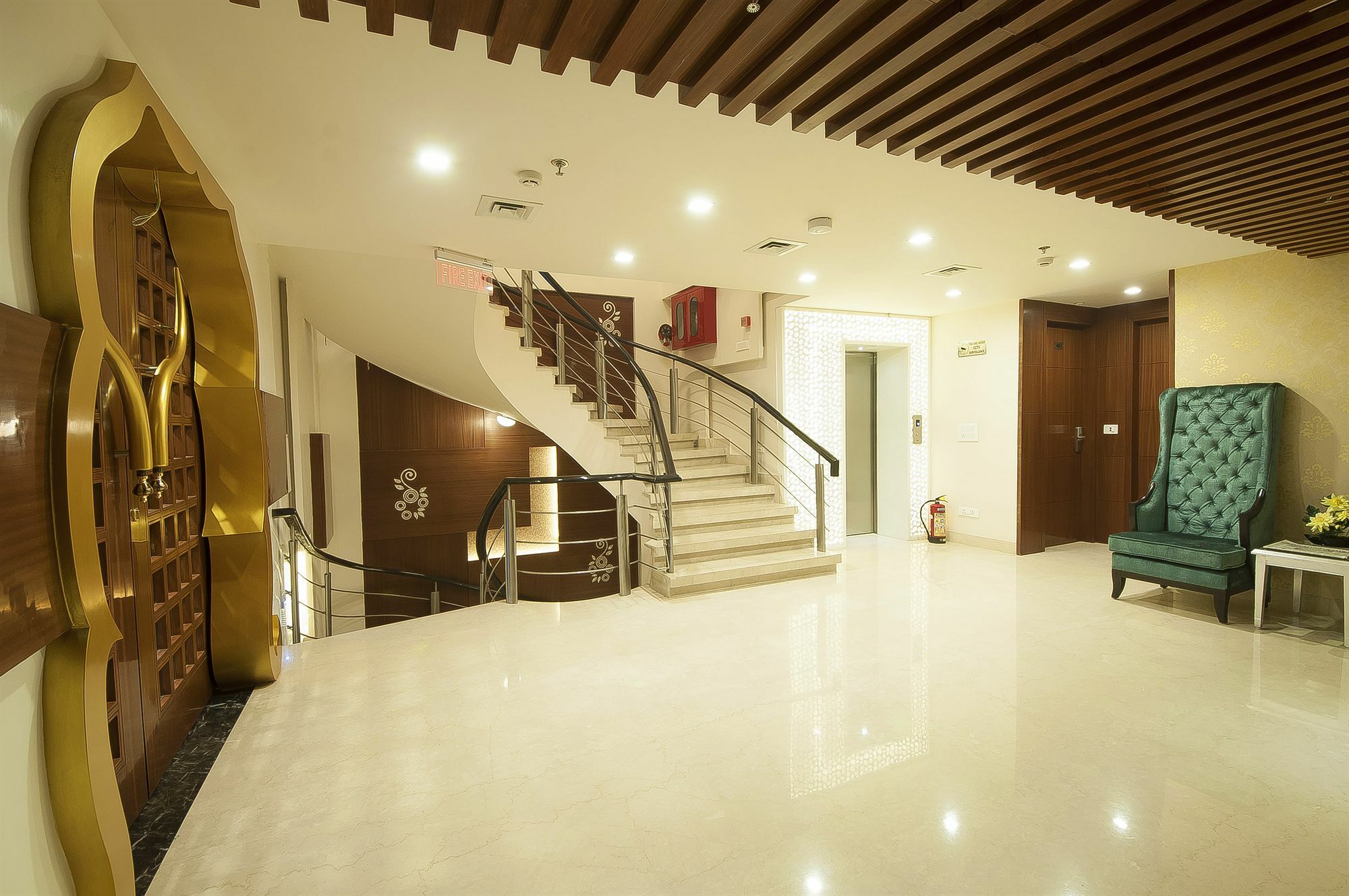 Hotel Taj Princess - Boutique Hotel Делі Екстер'єр фото