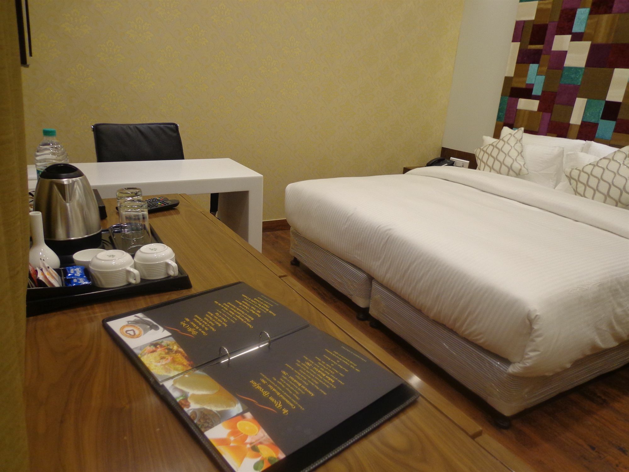 Hotel Taj Princess - Boutique Hotel Делі Екстер'єр фото