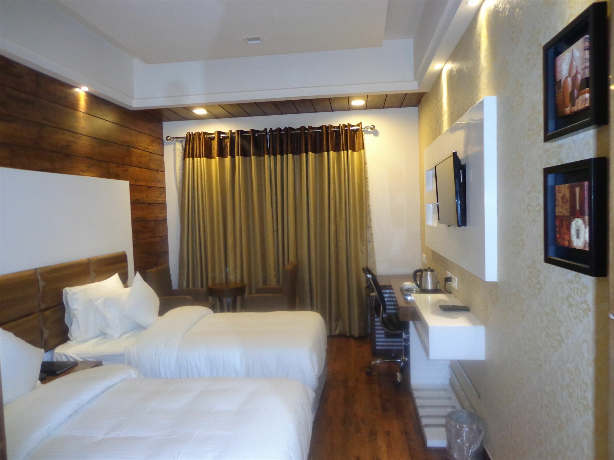 Hotel Taj Princess - Boutique Hotel Делі Екстер'єр фото