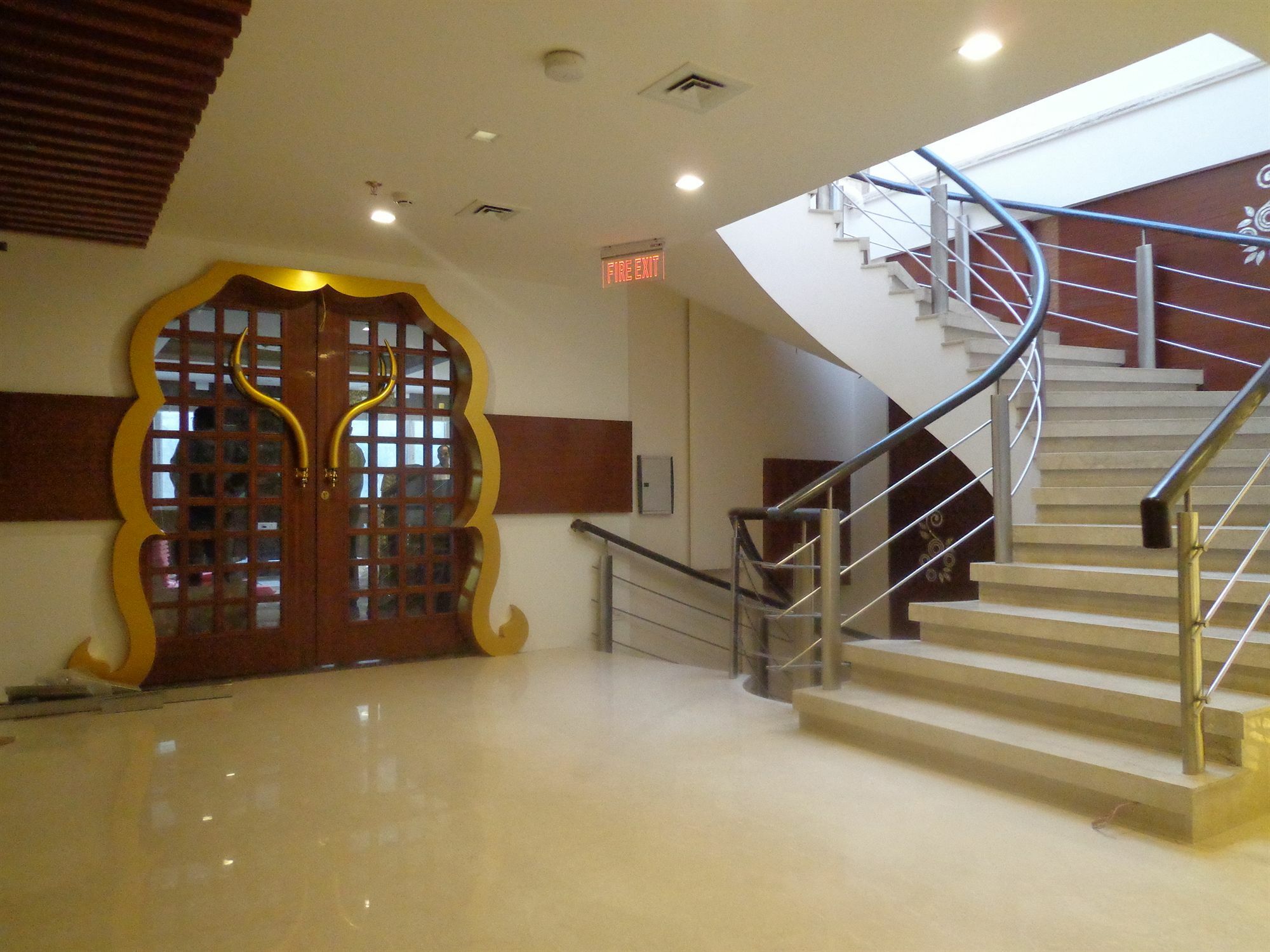 Hotel Taj Princess - Boutique Hotel Делі Екстер'єр фото